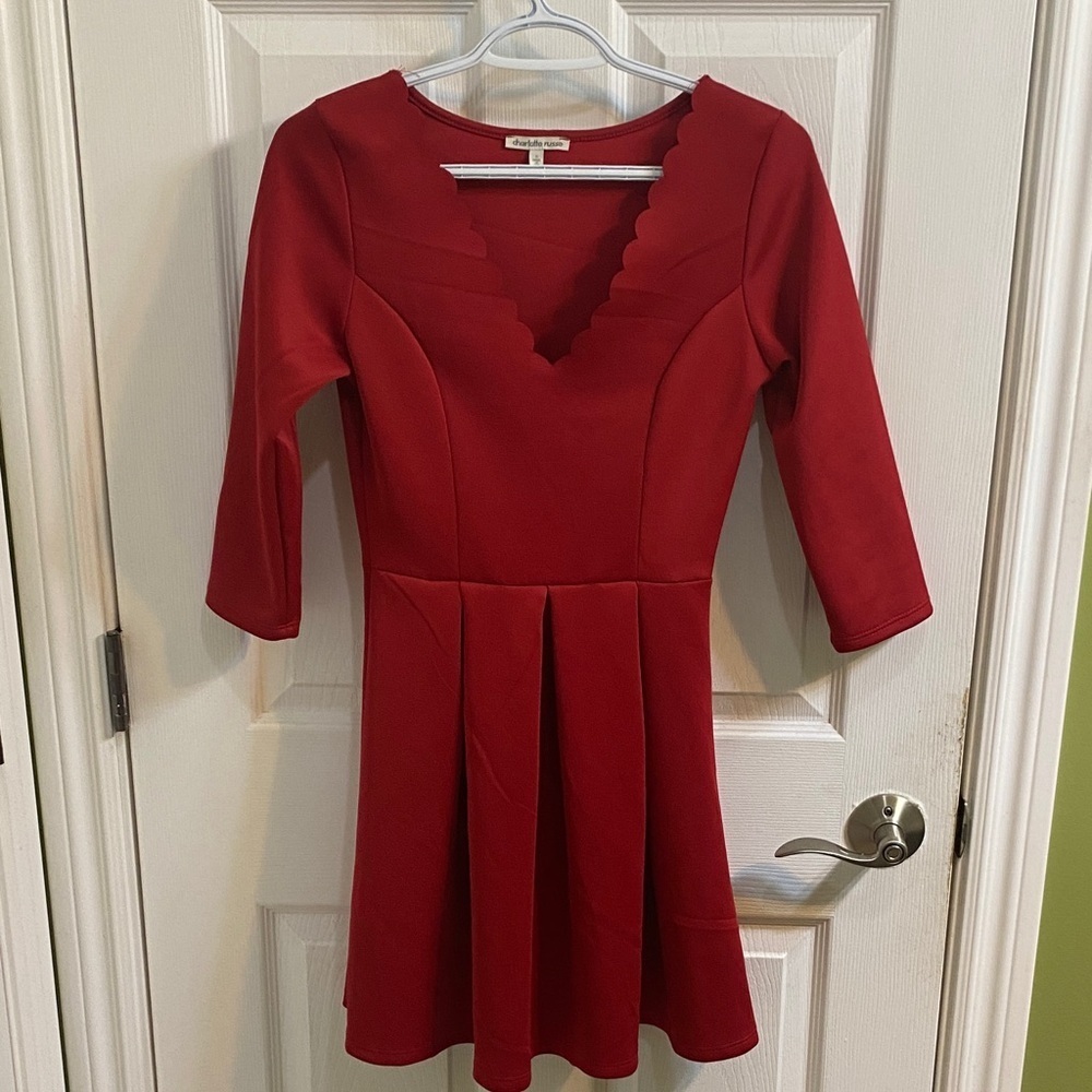 Charlotte Russe Scalloped Neck Pleated Red Fit and Flare Dress Women’s Small